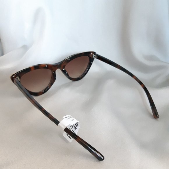 NWT Aldo | Retro cat-eye sunglasses - Picture 3 of 8
